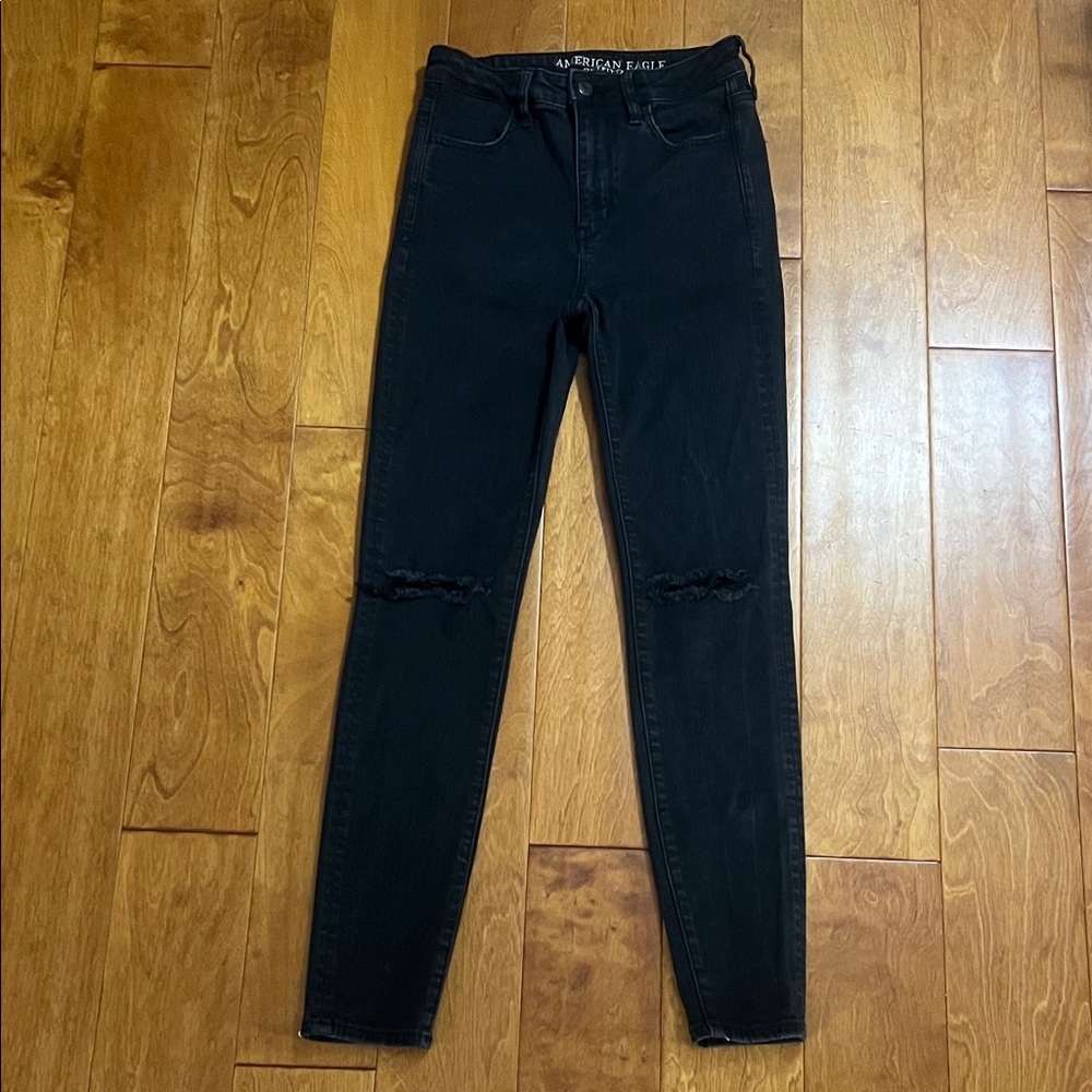 American Eagle Super High Rise Distressed Jeggings Size 4 Black Casual Skinny